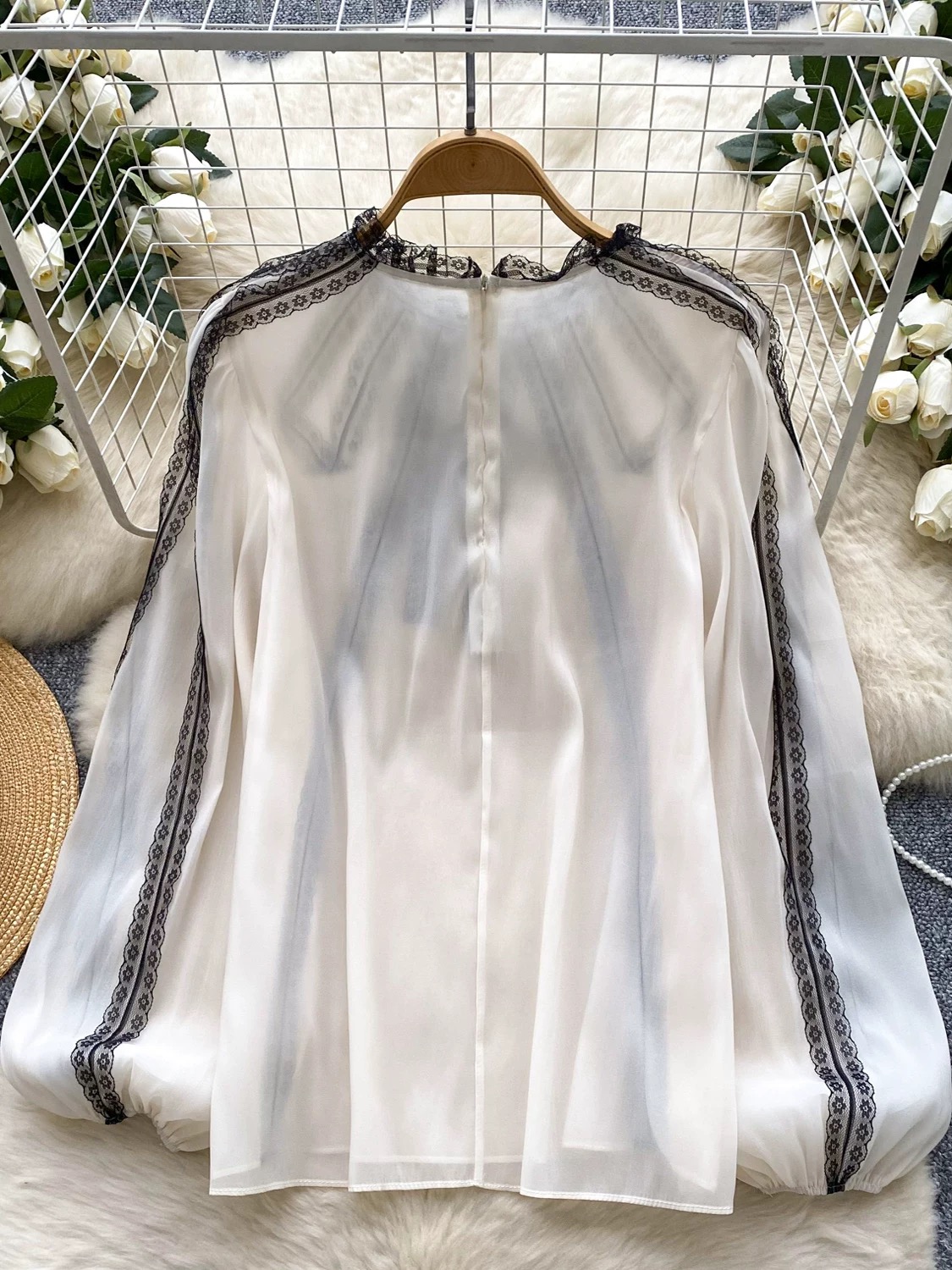 Always glamorous blouse BE368 images